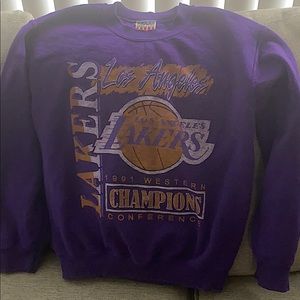 Vintage Lakers Sweatshirt size S